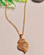 Ornate Gold Locket Gifting, Antique Style Heart Chain Necklace, Everyday Wear Link Chain Gold Pendent