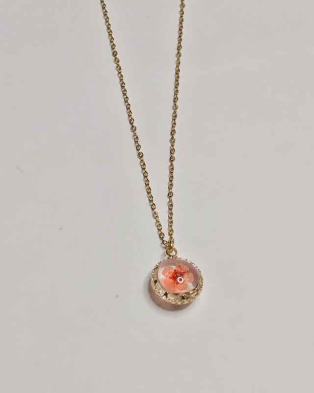 Gold Plated Resin Flower Necklace India, Round Pendant Tarnish Free Daily Wear